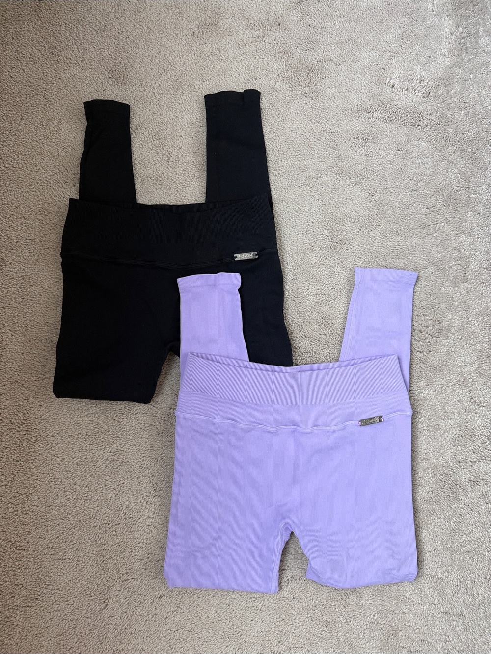 Bombshell Bundle of 2 Leggings